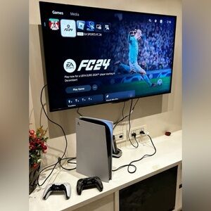 Play station 5 neatly used